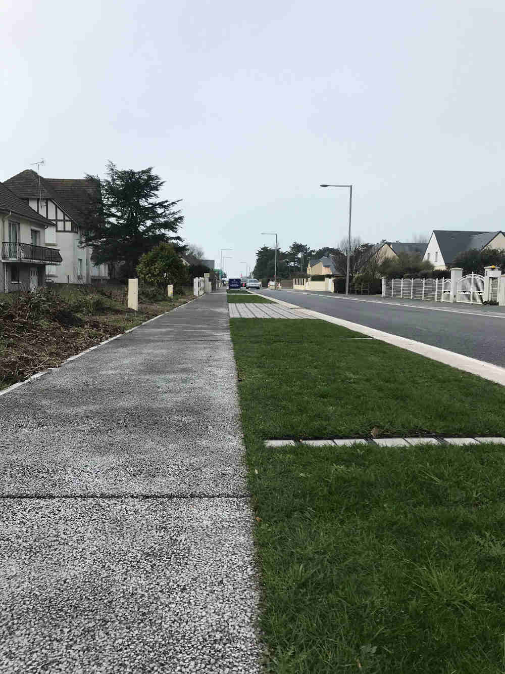 Un béton drainant : une solution pour des trottoirs secs, même en bord de mer