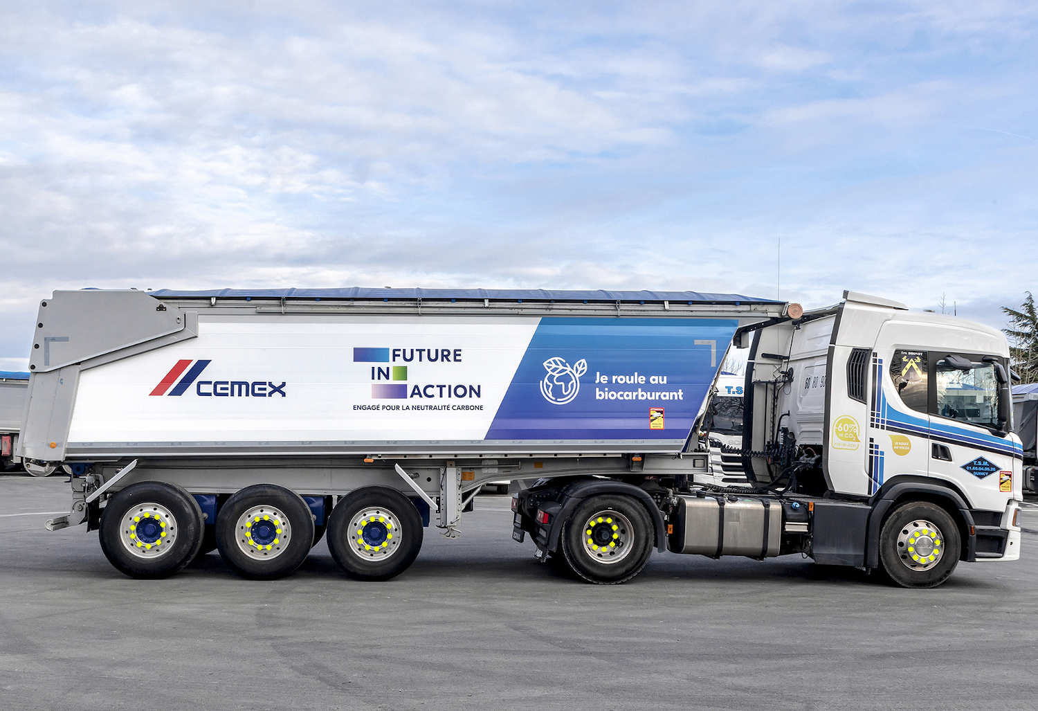 Camion-Benne Cemex, roulant au biocarburant