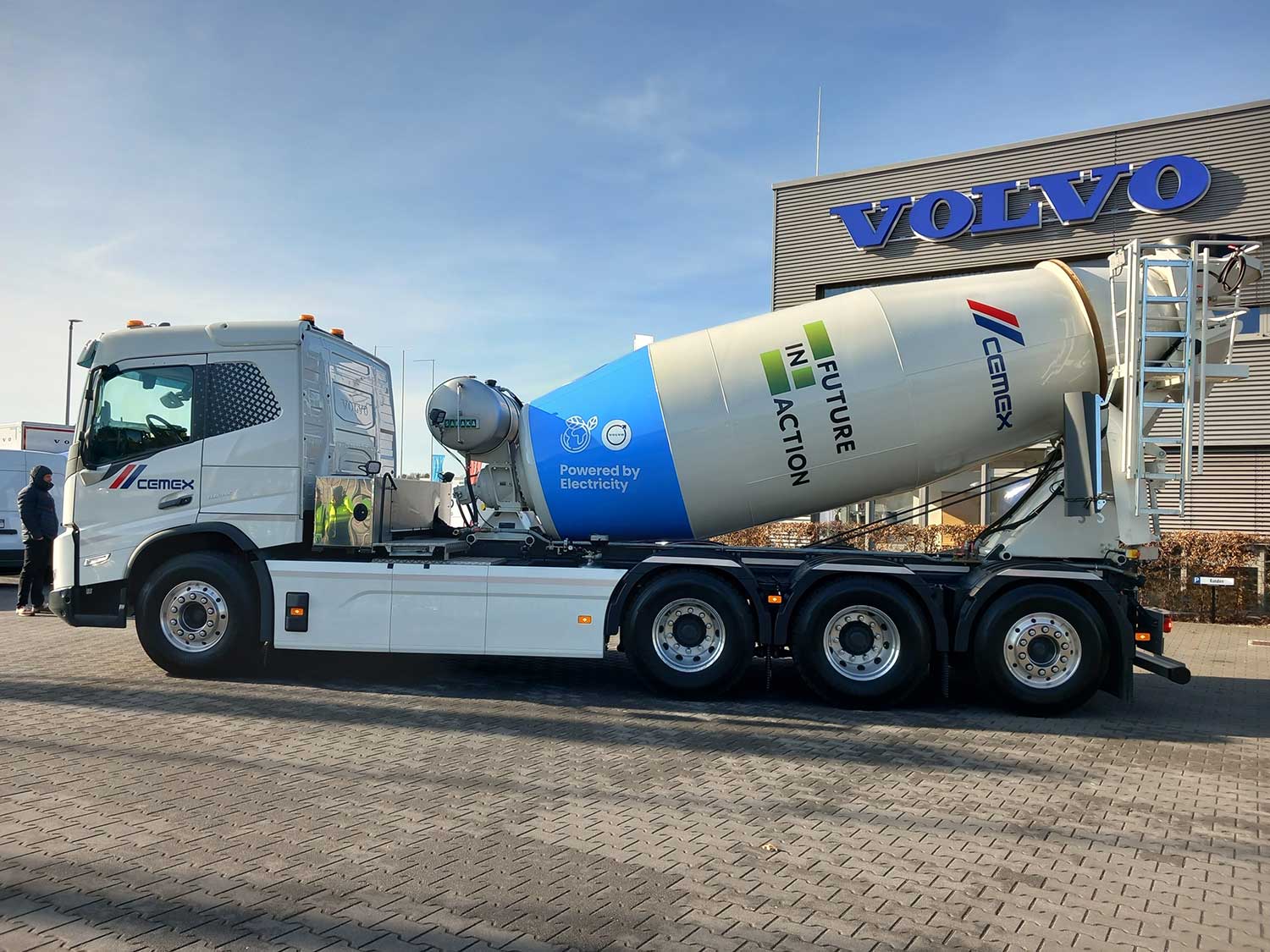 Premier Camion-Malaxeur entièrement électrique présenté par Cemex et Volvol Truck 