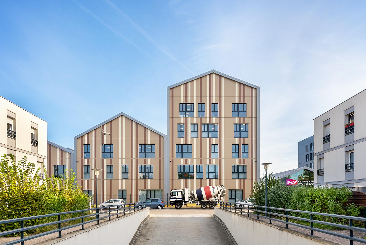 Cemex developpe sa marque de produits durable Vertua, dans le programme de Cemex qui a pour but de devenir d'ici 2050, une entreprise à Zero emission nette